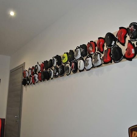 Millesimo Italian Piston House Sport Moto Rent Bed & Breakfast エクステリア 写真