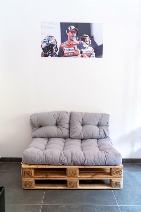 Millesimo Italian Piston House Sport Moto Rent Bed & Breakfast エクステリア 写真